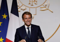 Эммануэль Макрон кайрадан Франциянын президенти болуп шайланды