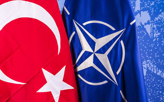 Турция заблокировала рассмотрение заявок Финляндии и Швеции на вступление в НАТО