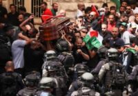 Палестина: Нападение на похороны погибшей Ширин Абу Акле является государственным терроризмом