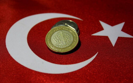 Инфляция в Турции достигла 70%