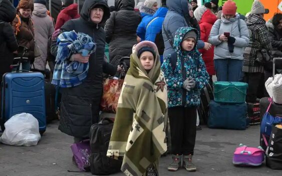 Более 6,8 млн украинцев стали беженцами. Где они сейчас и в каких условиях?