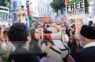 Митинг перед администрацией премьер-министра Британии в поддержку сектора Газа