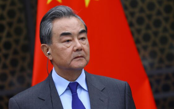 Глава МИД Китая сделал заявление по поводу нарушения США суверенитета КНР
