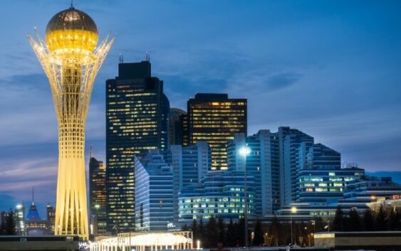 Токаев Нур-Султанды Астана деп өзгөртүүгө макул болду
