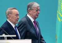 Казакстандагы президенттик шайлоо: Токаев Назарбаевдин көлөкөсүнөн кутулду