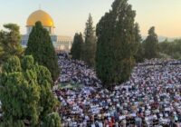65 тысяч палестинцев совершили пятничную молитву в мечети Аль-Акса