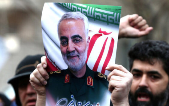 Иракта Иран генералы Касем Сулеймани эскерилди
