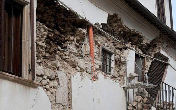 Новые землетрясения в Турции: 300 человек пострадали