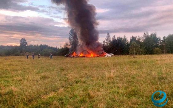 На борту самолета, который упал в Тверской области РФ находился глава «Вагнера» Евгений Пригожин