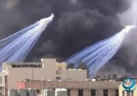 Палестина Израиль тыюу салынган фосфор колдонуп жатканын билдирди. Видео