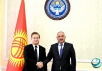 Спикер парламента Кыргызстана принял посла Палестины