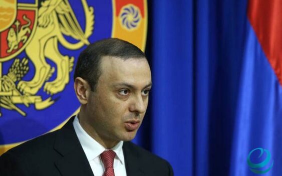 Григорян: Армения готова подписать мирный договор с Азербайджаном