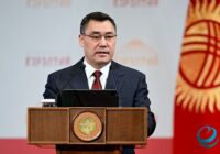 НПО пошли атакой на президента Кыргызстана