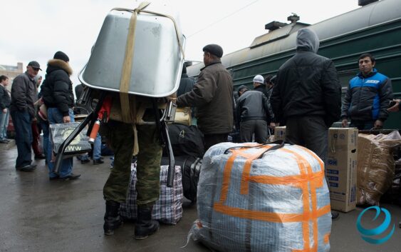 Минтруда Таджикистана оценило отток мигрантов из России