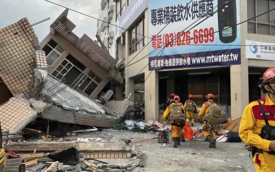 Три мощных землетрясения подряд произошли у берегов Тайваня — ВИДЕО
