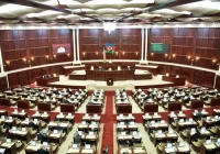 Алиев распустил парламент и назначил внеочередные выборы — причина