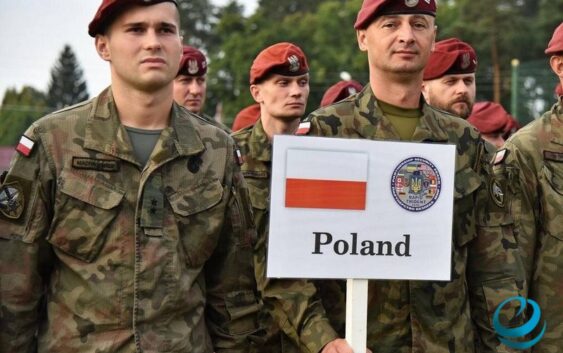 Польша готовитcя к войне: проверяет запасы воды и электрогенераторы в убежищах Варшавы